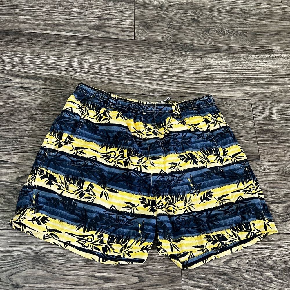 Columbia pfg shorts